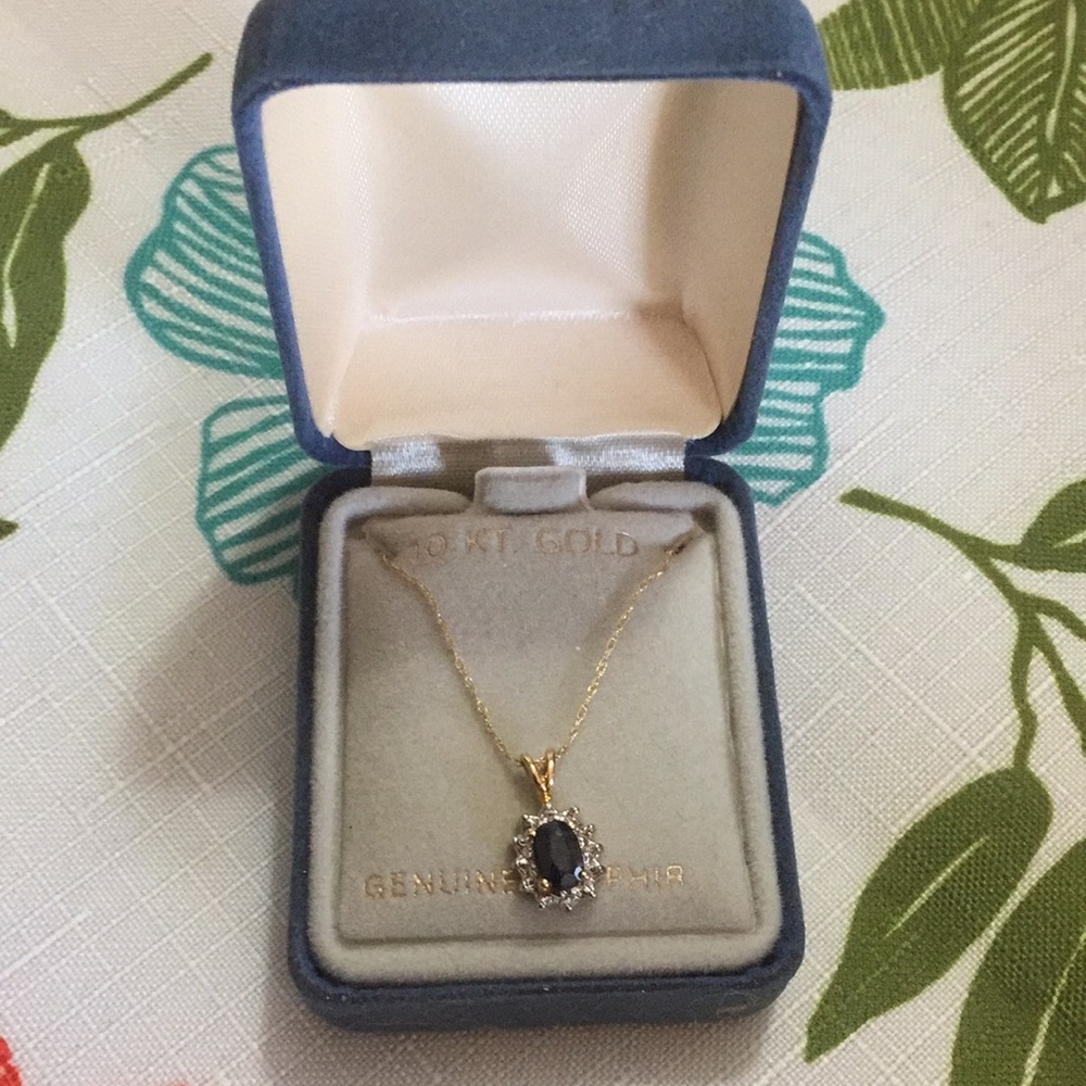 NWT Sapphire necklace
